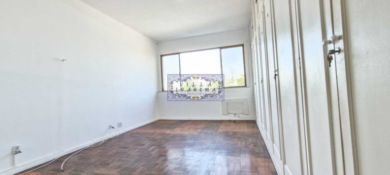Imagem Apartamento com 3 Quartos à Venda, 280 m² em Copacabana - Rio De Janeiro Imagem Apartamento com 3 Quartos à Venda, 280 m² em Copacabana - Rio De Janeiro
