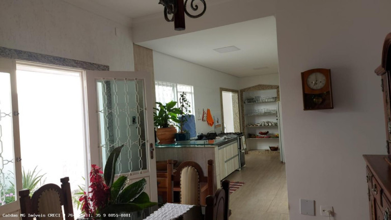 Imagem Casa com 7 Quartos à Venda, 420 m² em Floresta - Belo Horizonte