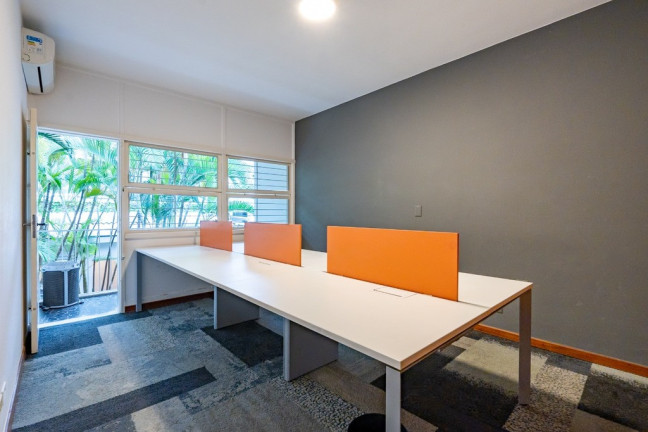 Imagem Casa com 3 Quartos à Venda, 216 m² em Jardim Paulistano - São Paulo