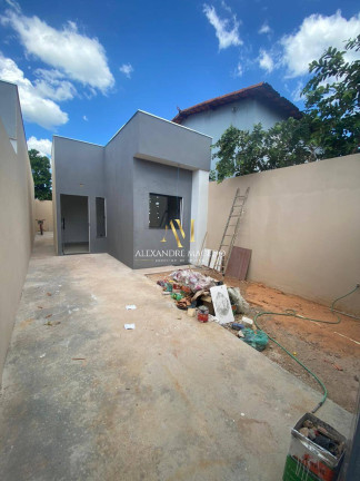 Imagem Casa com 3 Quartos à Venda, 100 m² em Acácias - Montes Claros