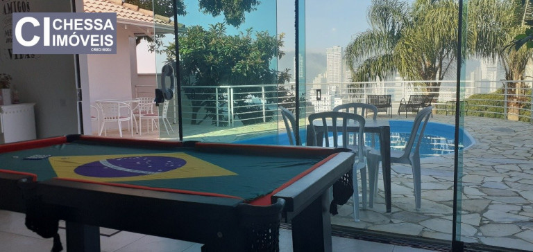 Imagem Sobrado com 5 Quartos à Venda, 516 m² em Fazenda - Itajaí