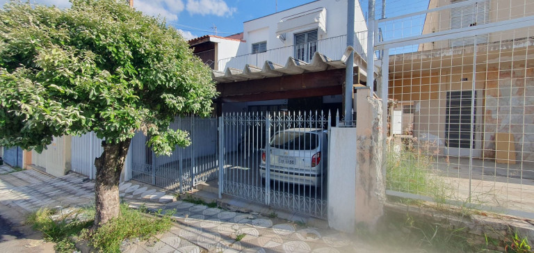 Sobrado com 3 Quartos à Venda, 180 m² em Vila Lucy - Sorocaba