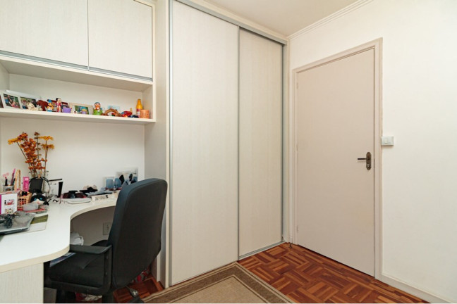 Imagem Apartamento com 3 Quartos à Venda, 64 m² em Higienópolis - Porto Alegre Imagem Apartamento com 3 Quartos à Venda, 64 m² em Higienópolis - Porto Alegre