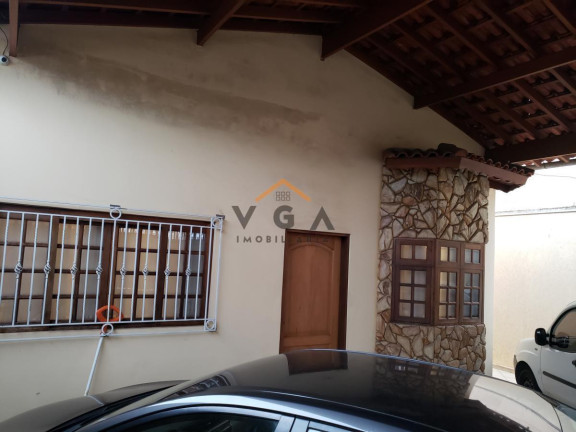 Casa com 3 Quartos à Venda, 233 m² em Jardim Triana - São Paulo