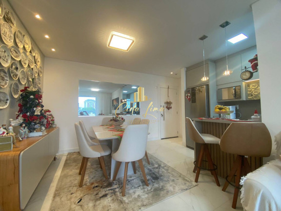 Imagem Apartamento com 2 Quartos à Venda, 76 m² em Canto - Florianópolis