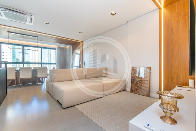 Imagem Apartamento com 4 Quartos à Venda, 137 m² em Pioneiros - Balneário Camboriú Imagem Apartamento com 4 Quartos à Venda, 137 m² em Pioneiros - Balneário Camboriú