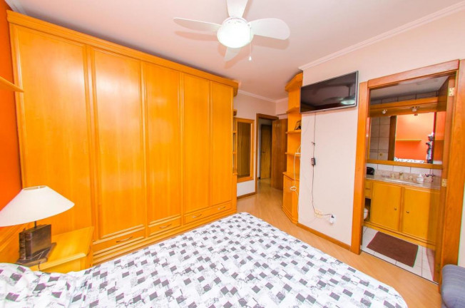 Imagem Apartamento com 3 Quartos à Venda, 87 m² em Petrópolis - Porto Alegre