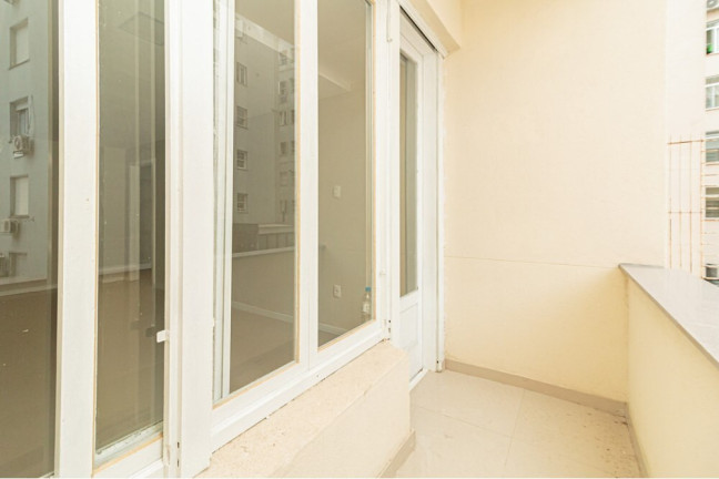 Imagem Apartamento com 3 Quartos à Venda, 147 m² em Moinhos De Vento - Porto Alegre Imagem Apartamento com 3 Quartos à Venda, 147 m² em Moinhos De Vento - Porto Alegre