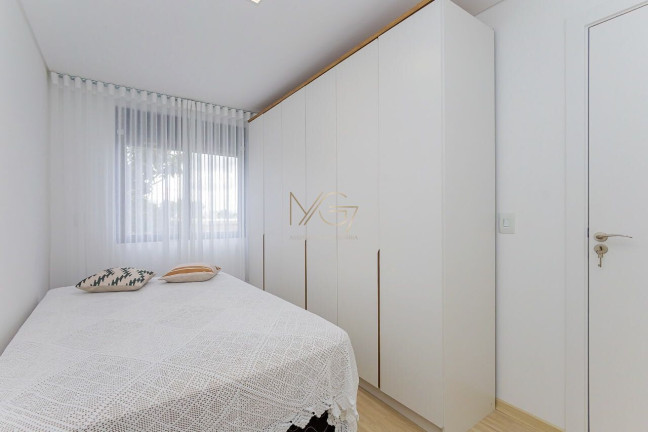 Imagem Sobrado com 3 Quartos à Venda, 141 m² em Jardim Das Américas - Curitiba Imagem Sobrado com 3 Quartos à Venda, 141 m² em Jardim Das Américas - Curitiba