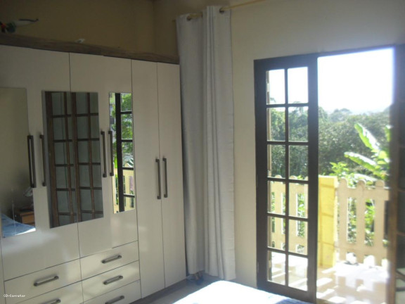 Imagem Casa com 3 Quartos à Venda, 918 m² em Roncon - Ribeirão Pires Imagem Casa com 3 Quartos à Venda, 918 m² em Roncon - Ribeirão Pires