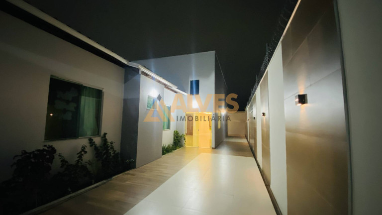 Imagem Casa com 3 Quartos à Venda, 300 m² em Cidade Nova - Feira De Santana