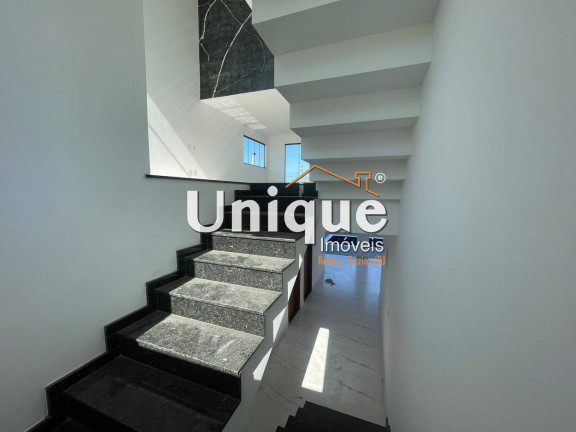 Imagem Casa com 6 Quartos à Venda, 300 m² em Nova São Pedro - São Pedro Da Aldeia Imagem Casa com 6 Quartos à Venda, 300 m² em Nova São Pedro - São Pedro Da Aldeia