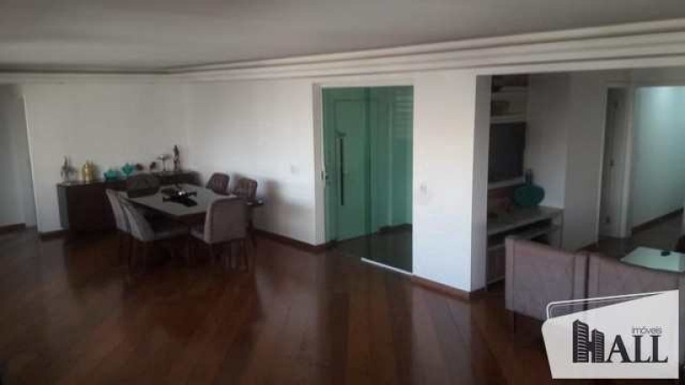 Apartamento com 4 Quartos à Venda, 200 m² em Centro - São José Do Rio Preto
