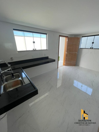 Imagem Casa com 3 Quartos à Venda,  em Jardim Boa Vista - Guarapari