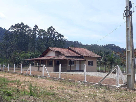 Imagem Chácara com 2 Quartos à Venda, 4.341 m² em Oliveira - Tijucas Imagem Chácara com 2 Quartos à Venda, 4.341 m² em Oliveira - Tijucas