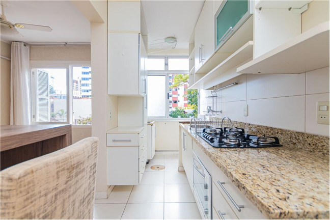 Imagem Imóvel com 1 Quarto à Venda,  em Menino Deus - Porto Alegre