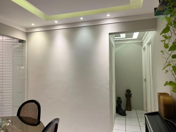 Imagem Apartamento com 3 Quartos à Venda, 75 m²