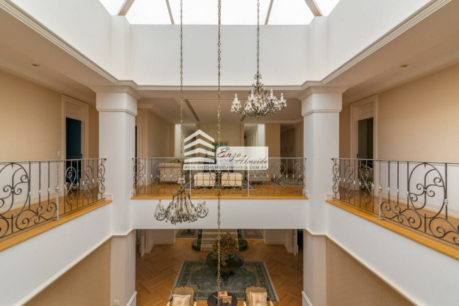 Imagem Casa com 7 Quartos à Venda, 1.596 m² em Vila Paulista - Campos Do Jordão Imagem Casa com 7 Quartos à Venda, 1.596 m² em Vila Paulista - Campos Do Jordão