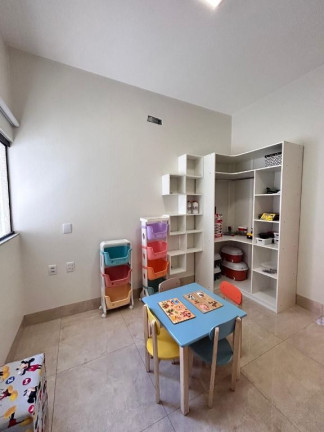 Imagem Casa com 3 Quartos à Venda, 151 m² em Santa Genoveva - Goiânia Imagem Casa com 3 Quartos à Venda, 151 m² em Santa Genoveva - Goiânia