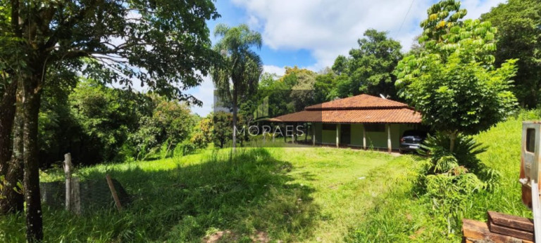 Imóvel com 3 Quartos à Venda, 216 m² em Recanto Dos Jatobás - Botucatu