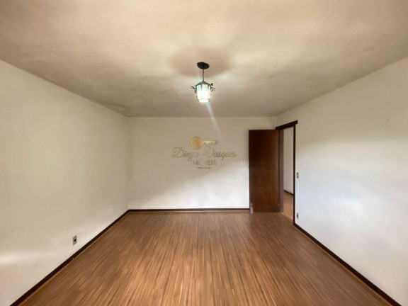 Imagem Casa com 4 Quartos à Venda, 229 m² em Parque Do Ingá - Teresópolis Imagem Casa com 4 Quartos à Venda, 229 m² em Parque Do Ingá - Teresópolis
