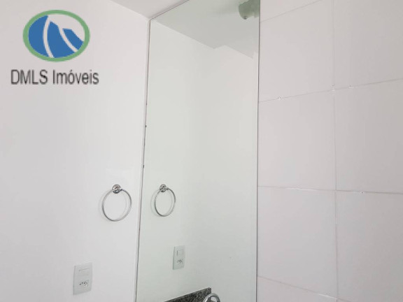 Imagem Apartamento com 3 Quartos à Venda, 87 m² em Jardim Tupanci - Barueri