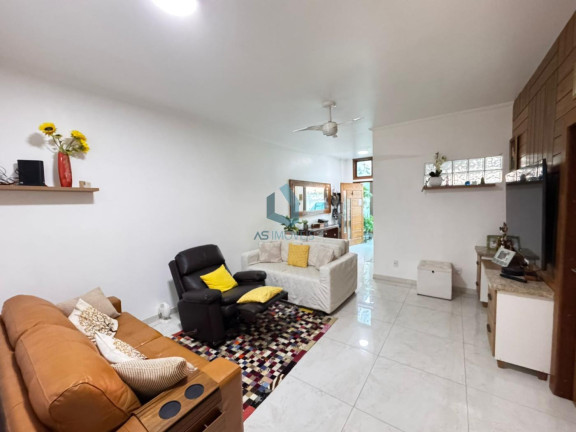 Imagem Casa com 8 Quartos à Venda, 216 m² em Centro - Cabo Frio Imagem Casa com 8 Quartos à Venda, 216 m² em Centro - Cabo Frio