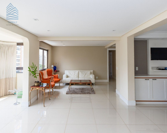 Imóvel com 4 Quartos à Venda, 196 m² em Moema - São Paulo
