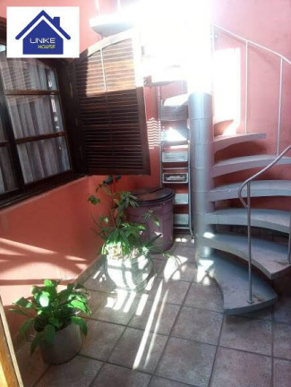 Casa com 3 Quartos à Venda, 136 m² em Veleiros - São Paulo