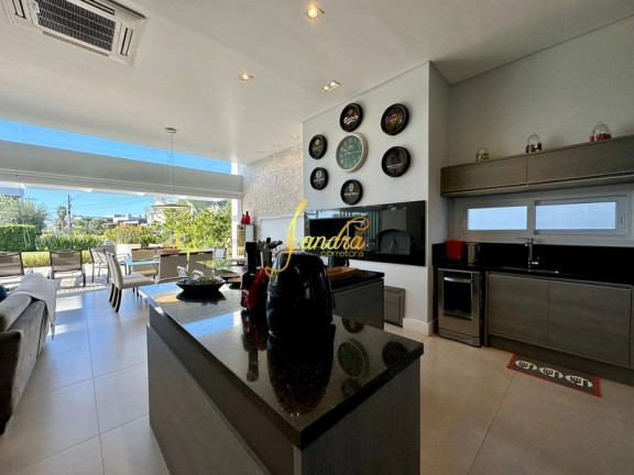 Imagem Casa de Condomínio com 5 Quartos à Venda, 327 m² em Centro - Xangri-la