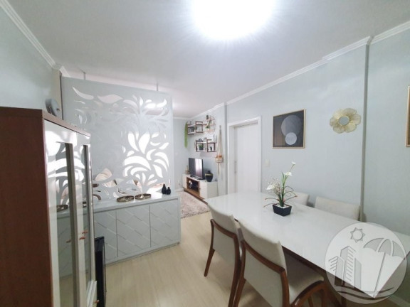 Imagem Apartamento com 2 Quartos à Venda, 75 m² em Centro - Balneário Camboriú
