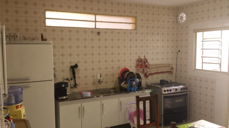 Imagem Sobrado com 2 Quartos à Venda, 140 m² em Jardim Rosely - Pindamonhangaba Imagem Sobrado com 2 Quartos à Venda, 140 m² em Jardim Rosely - Pindamonhangaba