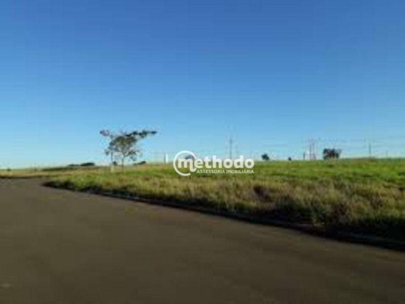 Imagem Terreno à Venda, 500 m² em Polo Comercial José Salomé - Porto Ferreira Imagem Terreno à Venda, 500 m² em Polo Comercial José Salomé - Porto Ferreira