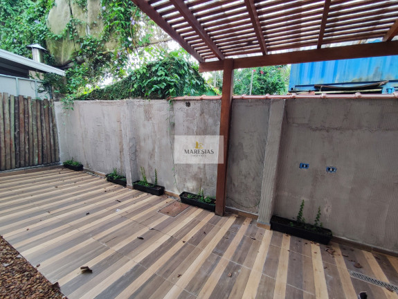 Imagem Casa com 3 Quartos à Venda, 270 m² em Camburi - São Sebastião Imagem Casa com 3 Quartos à Venda, 270 m² em Camburi - São Sebastião