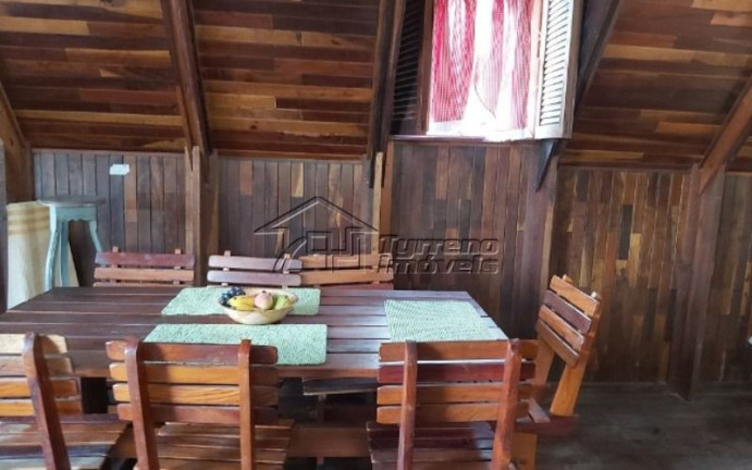 Imagem Imóvel com 3 Quartos à Venda, 180 m² em Capivari - Campos Do Jordão Imagem Imóvel com 3 Quartos à Venda, 180 m² em Capivari - Campos Do Jordão