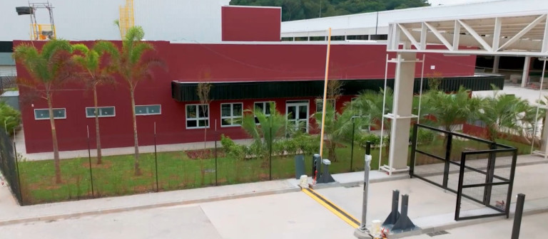 Imagem Imóvel para Alugar, 15.222 m² em Quinhaú - Embu Das Artes Imagem Imóvel para Alugar, 15.222 m² em Quinhaú - Embu Das Artes