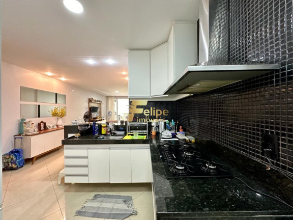 Imagem Imóvel com 3 Quartos à Venda, 110 m² em Praia Da Costa - Vila Velha Imagem Imóvel com 3 Quartos à Venda, 110 m² em Praia Da Costa - Vila Velha