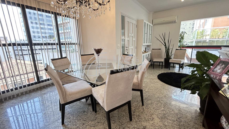Imagem Apartamento com 3 Quartos à Venda, 132 m² em Embaré - Santos