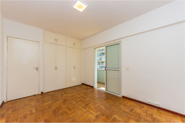 Imagem Imóvel com 3 Quartos à Venda, em Jardim Paulista - São Paulo Imagem Imóvel com 3 Quartos à Venda, em Jardim Paulista - São Paulo