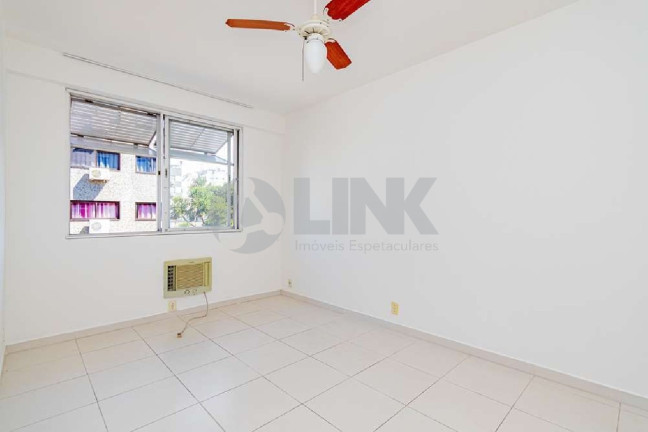 Imagem Apartamento com 1 Quarto à Venda, 41 m² em Menino Deus - Porto Alegre Imagem Apartamento com 1 Quarto à Venda, 41 m² em Menino Deus - Porto Alegre