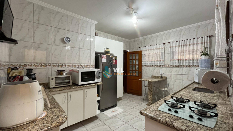 Imagem Casa com 3 Quartos à Venda, 190 m² em Santo Antônio - Louveira Imagem Casa com 3 Quartos à Venda, 190 m² em Santo Antônio - Louveira