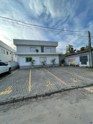 Imagem Sobrado com 3 Quartos à Venda, 304 m² em Tabatinga - Caraguatatuba