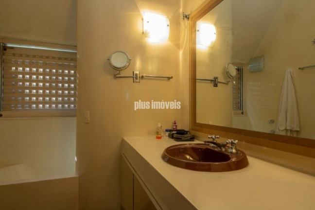 Imagem Casa com 4 Quartos à Venda, 820 m² em Morumbi - São Paulo Imagem Casa com 4 Quartos à Venda, 820 m² em Morumbi - São Paulo