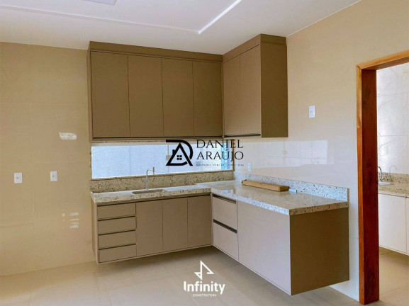 Imagem Casa com 3 Quartos à Venda,  em Mossoró