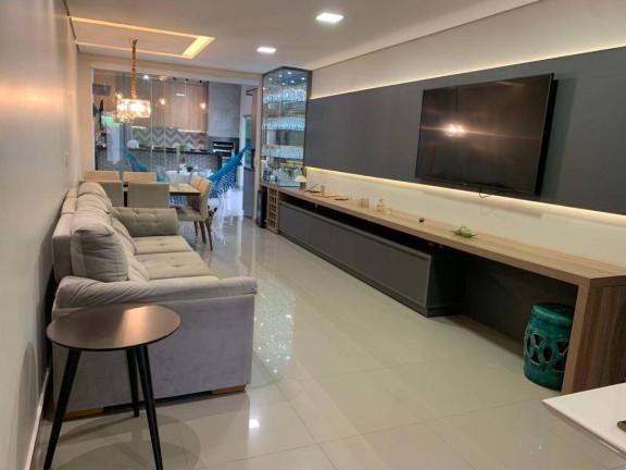 Imagem Casa com 3 Quartos à Venda, 130 m² em Jardim Imperial - Cuiabá