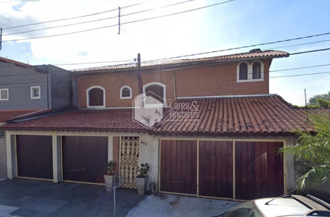 Sobrado com 7 Quartos à Venda, 270 m² em Vila Clarice - São Paulo