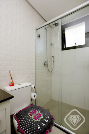 Imagem Apartamento com 2 Quartos à Venda,  em Menino Deus - Porto Alegre