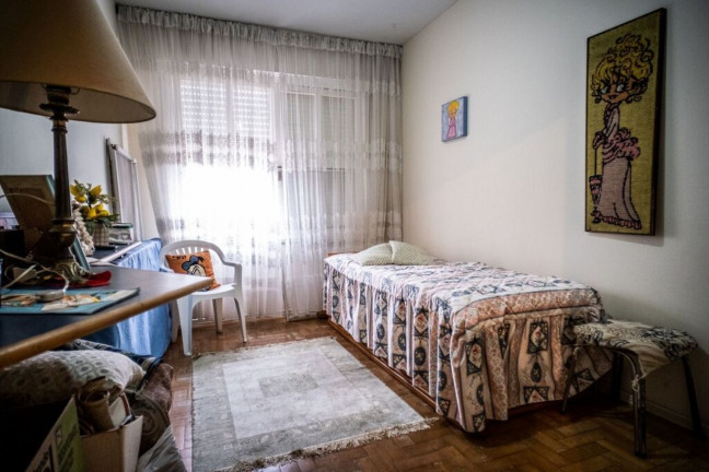 Imagem Imóvel com 2 Quartos à Venda, 59 m² em Passo Da Areia - Porto Alegre Imagem Imóvel com 2 Quartos à Venda, 59 m² em Passo Da Areia - Porto Alegre