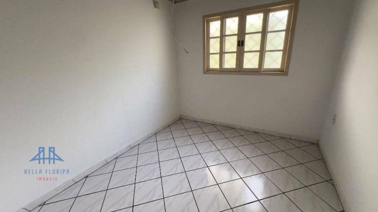 Imagem Casa com 3 Quartos para Alugar, 400 m² em Rio Tavares - Florianópolis Imagem Casa com 3 Quartos para Alugar, 400 m² em Rio Tavares - Florianópolis