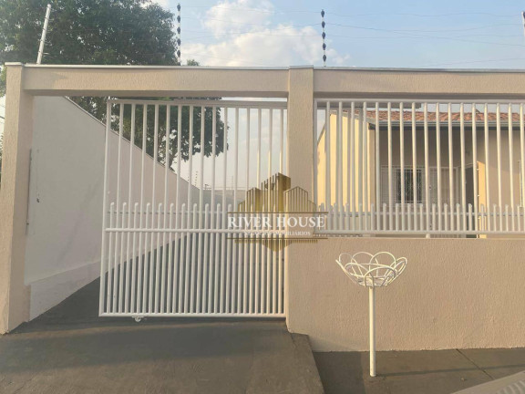 Casa com 2 Quartos para Alugar, 109 m² em Bela Vista - Cuiabá
